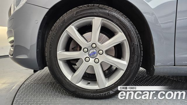 Volvo S60 из Кореи Encar