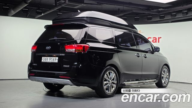 Kia Carnival из Кореи Encar