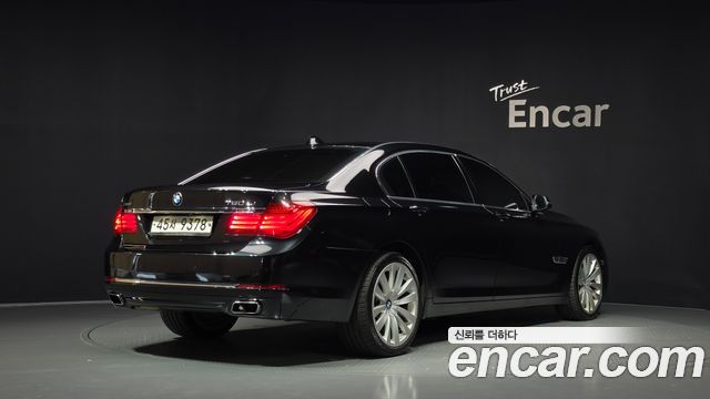 BMW 7-Series 750Li xDrive Individual — пробег 105 285 км — фото 2 из 5