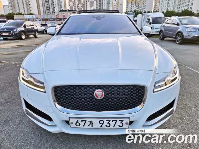 Jaguar XF 20d Portfolio AWD — пробег 105 461 км — фото 3 из 5