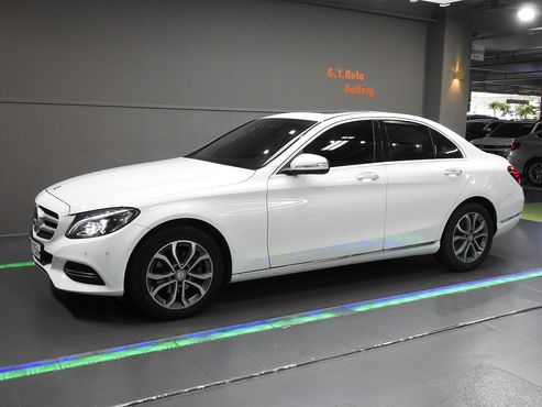 Mercedes-Benz C-Class C220 BlueTEC Avantgarde — пробег 85 395 км — фото 1 из 5