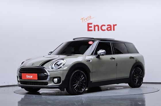 Mini Clubman Untied suit Edition 2nd — пробег 64 371 км — фото 1 из 5
