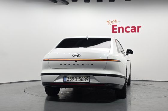 Hyundai Grandeur Honors — пробег 13 451 км — фото 4 из 5