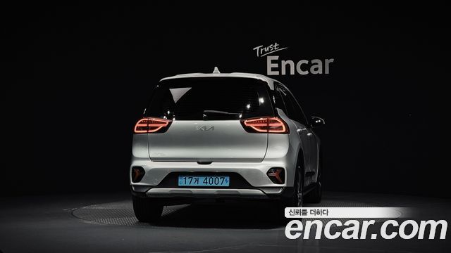 Kia Niro Air — пробег 67 496 км — фото 4 из 5