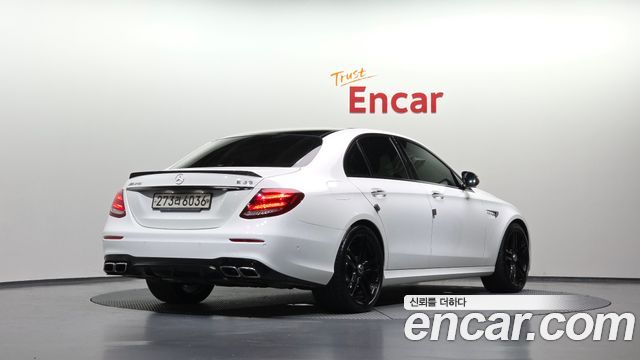 Mercedes-Benz E-Class из Кореи Encar