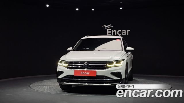 Volkswagen Tiguan 2.0 TDI Premium — пробег 41 017 км — фото 3 из 5
