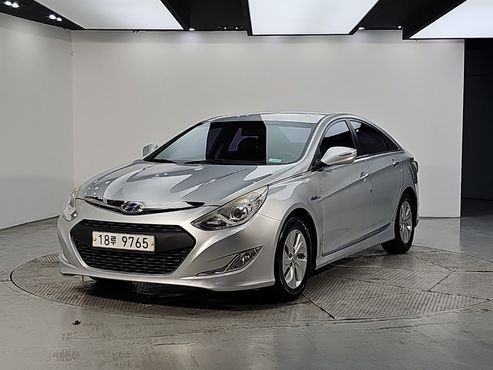Hyundai Sonata 2.0 Modern — пробег 157 000 км — фото 1 из 5