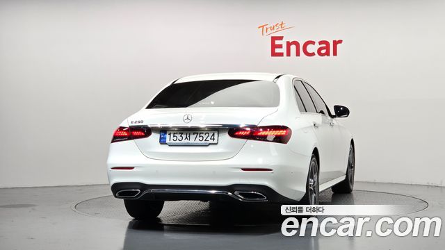 Mercedes-Benz E-Class из Кореи Encar