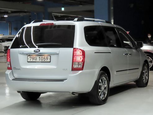 Kia Carnival Grand Carnival GLX Deluxe — пробег 132 759 км — фото 2 из 5