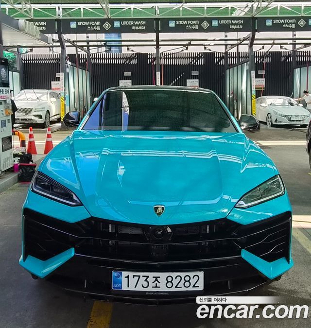 Lamborghini Urus 4.0 V8 SE — пробег 590 км — фото 1 из 5