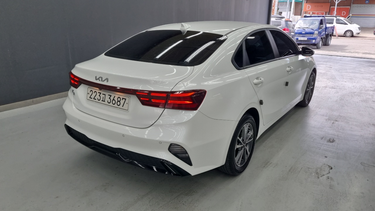 Kia K3 из Кореи Encar