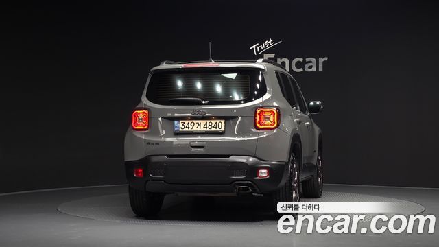 Jeep Renegade 2.4 80th Edition AWD — пробег 42 370 км — фото 4 из 5