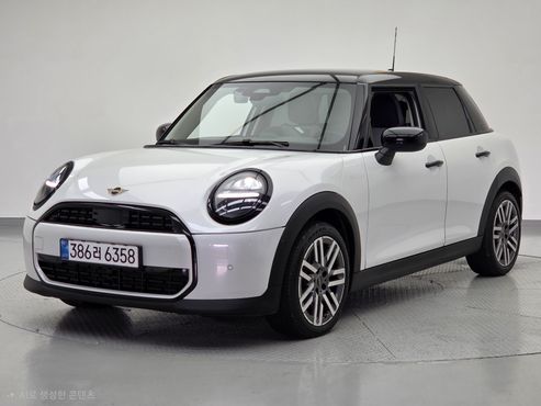 Mini Cooper 5Door Classic — пробег 6 256 км — фото 1 из 5