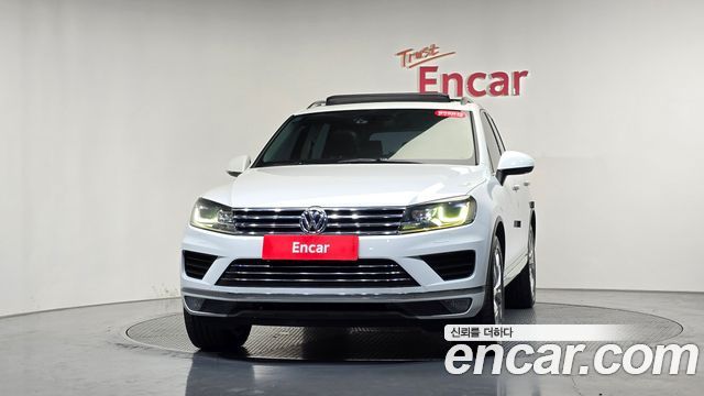 Volkswagen Touareg V6 3.0 TDI Bluemotion Premium 7P5 — пробег 156 378 км — фото 3 из 5