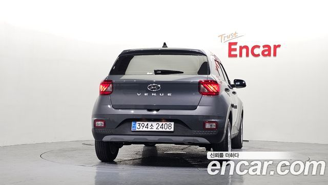 Hyundai Venue 1,6 Premium — пробег 13 321 км — фото 4 из 5