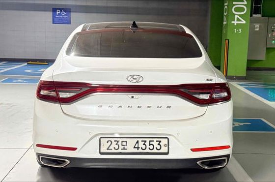 Hyundai Grandeur 3.0 Exclusive Special — пробег 102 000 км — фото 3 из 5
