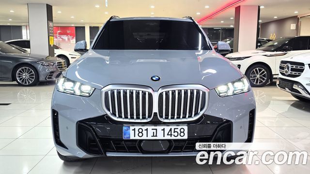 BMW X5 xDrive 40i M Sport — пробег 8 096 км — фото 3 из 5