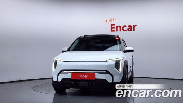Kia EV3 Long Range 2WD Earth — пробег 60 538 км — фото 3 из 5