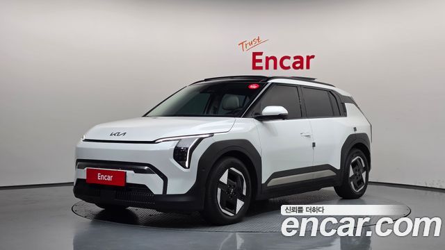 Kia EV3 Long Range 2WD Earth — пробег 61 959 км — фото 1 из 5