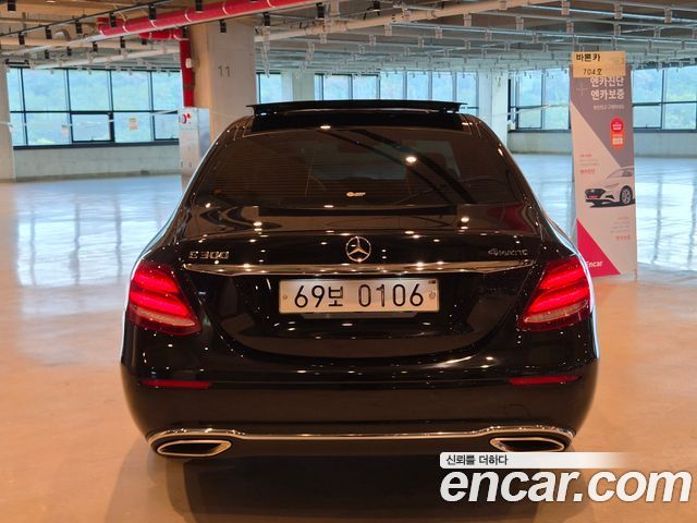 Mercedes-Benz E-Class E300 4MATIC Avnatgarde — пробег 141 000 км — фото 3 из 5