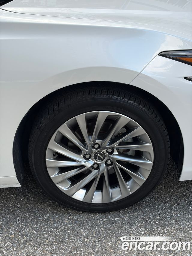 Lexus ES из Кореи Encar
