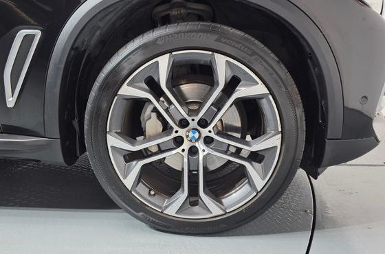 BMW X5 xDrive 40i xLine — пробег 77 583 км — фото 5 из 5
