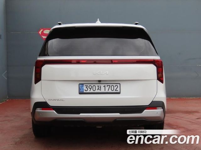 Kia Carnival Gasoline 9-Seater Prestige — пробег 25 103 км — фото 4 из 5