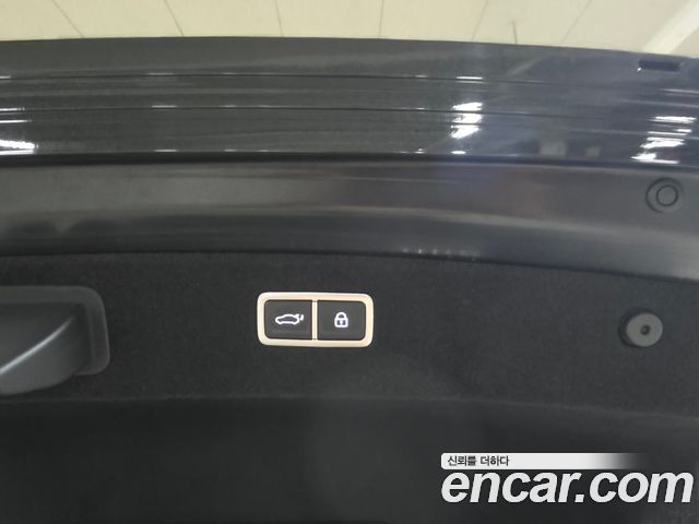 Genesis G90 из Кореи Encar