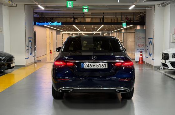 Mercedes-Benz E-Class E350 4MATIC Avantgarde — пробег 32 443 км — фото 4 из 5