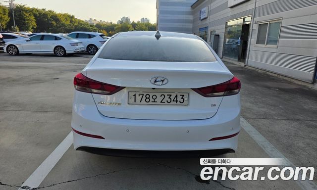 Hyundai AVANTE из Кореи Encar