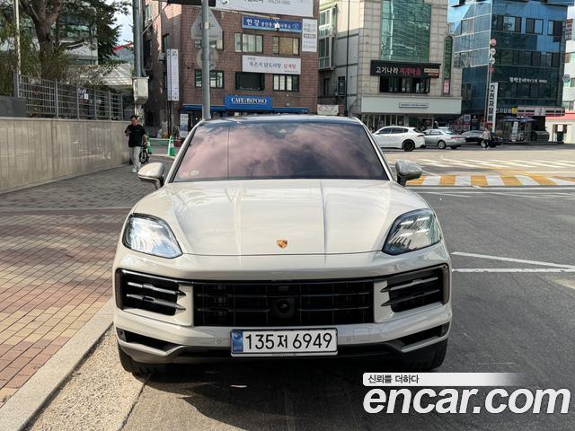 Porsche Cayenne 3.0 E-Hybrid Coupe — пробег 22 900 км — фото 1 из 5