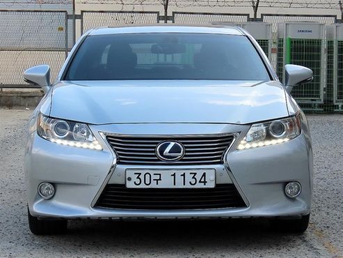 Lexus ES Supreme XV60 — пробег 195 374 км — фото 1 из 5