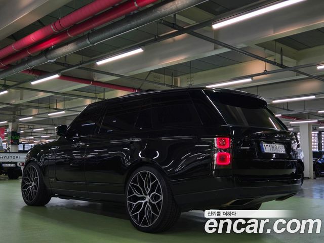 Land Rover Range Rover 4.4 SDV8 AB LWB DIESEL — пробег 173 348 км — фото 2 из 5