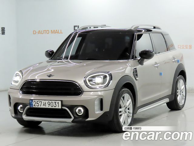 Mini Countryman Classic Plus Launch Pack 2nd Gen — пробег 29 300 км — фото 1 из 5