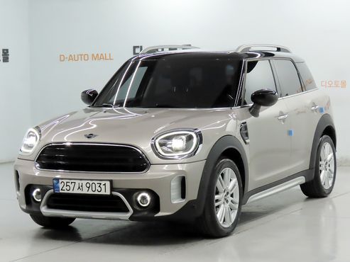 Mini Countryman Classic Plus Launch Pack 2nd Gen — пробег 29 300 км — фото 1 из 5