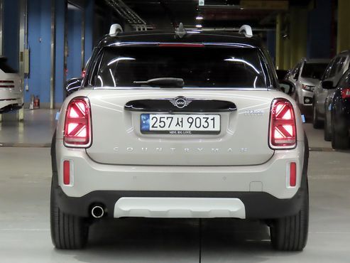 Mini Countryman Classic Plus Launch Pack 2nd Gen — пробег 29 300 км — фото 4 из 5