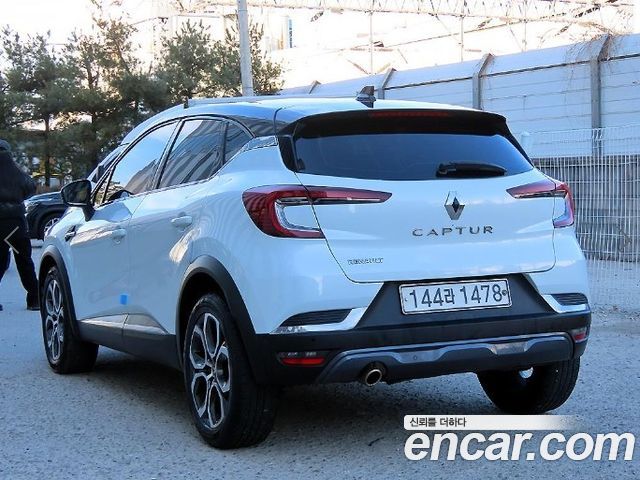 Renault (Samsung) Captur 1.3 TCe Edition Paris — пробег 211 402 км — фото 3 из 5