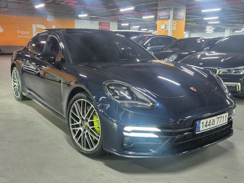 Porsche Panamera 2.9 AWD E-Hybrid Platinum Edition — пробег 43 800 км — фото 3 из 5