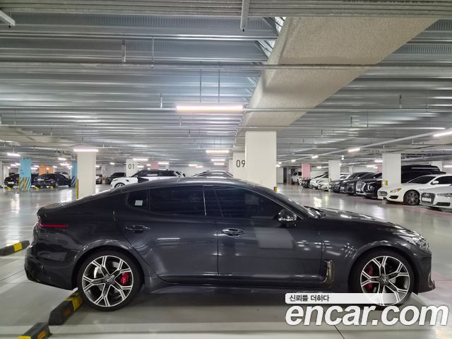 Kia Stinger 3.3 Turbo AWD GT — пробег 214 000 км — фото 4 из 5