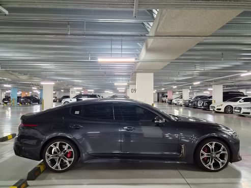 Kia Stinger 3.3 Turbo AWD GT — пробег 214 000 км — фото 4 из 5