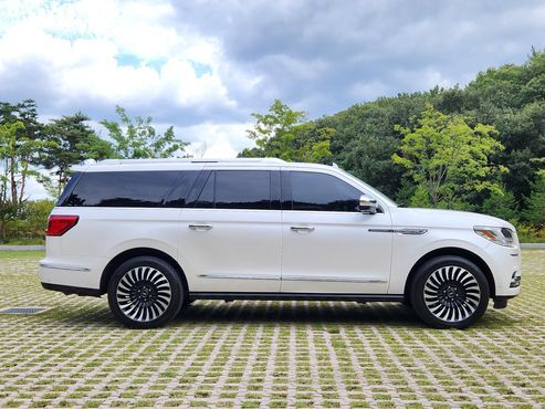Lincoln Navigator 3.5L Black Label — пробег 83 156 км — фото 4 из 5