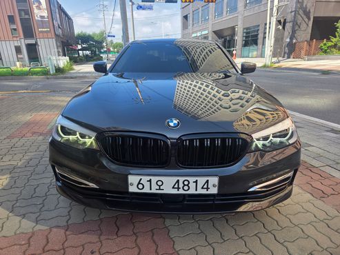 BMW 5-Series 520i Luxury — пробег 141 763 км — фото 2 из 5