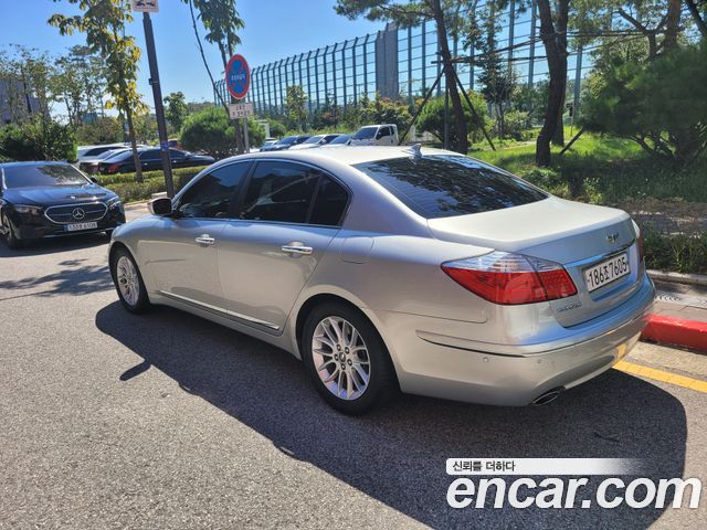 Hyundai Genesis из Кореи Encar