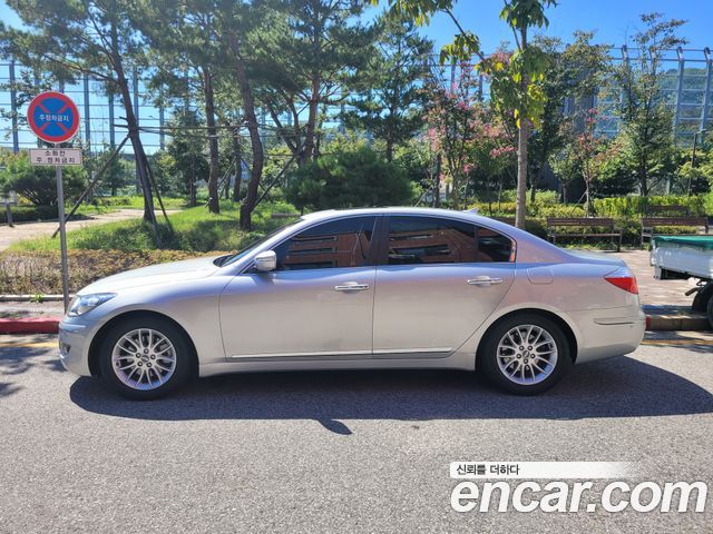 Hyundai Genesis из Кореи Encar