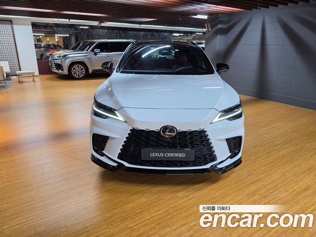 Lexus RX F-Sport — пробег 4 448 км — фото 3 из 5
