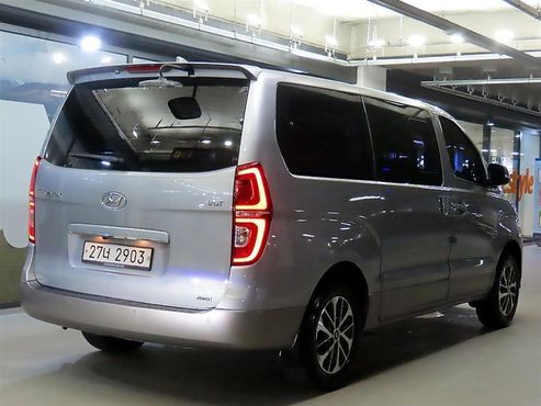 Hyundai Starex 4WD Urban 9-Seater Exclusive — пробег 77 917 км — фото 4 из 5