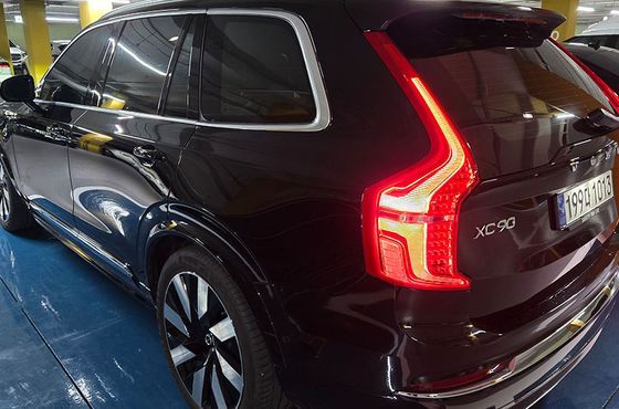 Volvo XC90 T8 Ultimate Bright Hybrid — пробег 29 976 км — фото 4 из 5