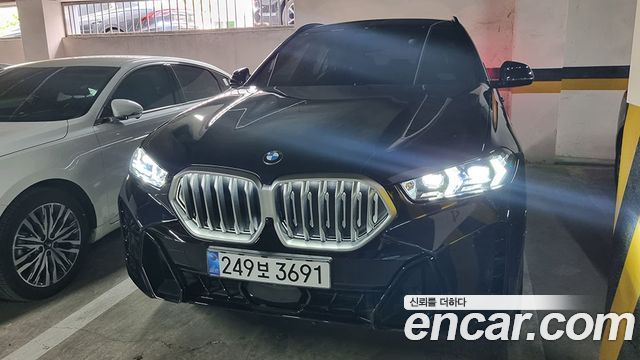 BMW X6 xDrive40i M Sport — пробег 11 405 км — фото 2 из 5