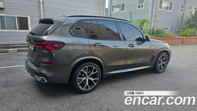 BMW X5 xDrive 40i M Sport — пробег 13 872 км — фото 3 из 5