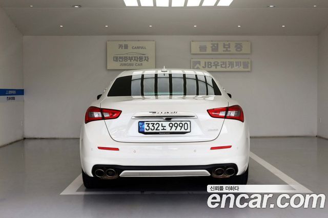 Maserati Ghibli из Кореи Encar